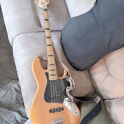 Fender Squire Jazz Bass