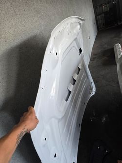 2025 Tesla hood minor damage