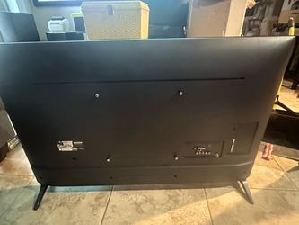 LG Flat Screen TV with Stand