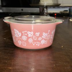 Pink Pyrex Gooseberry With Lid 