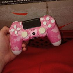 PS4 controller