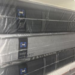 New King Size Sealy Mattress For Sale