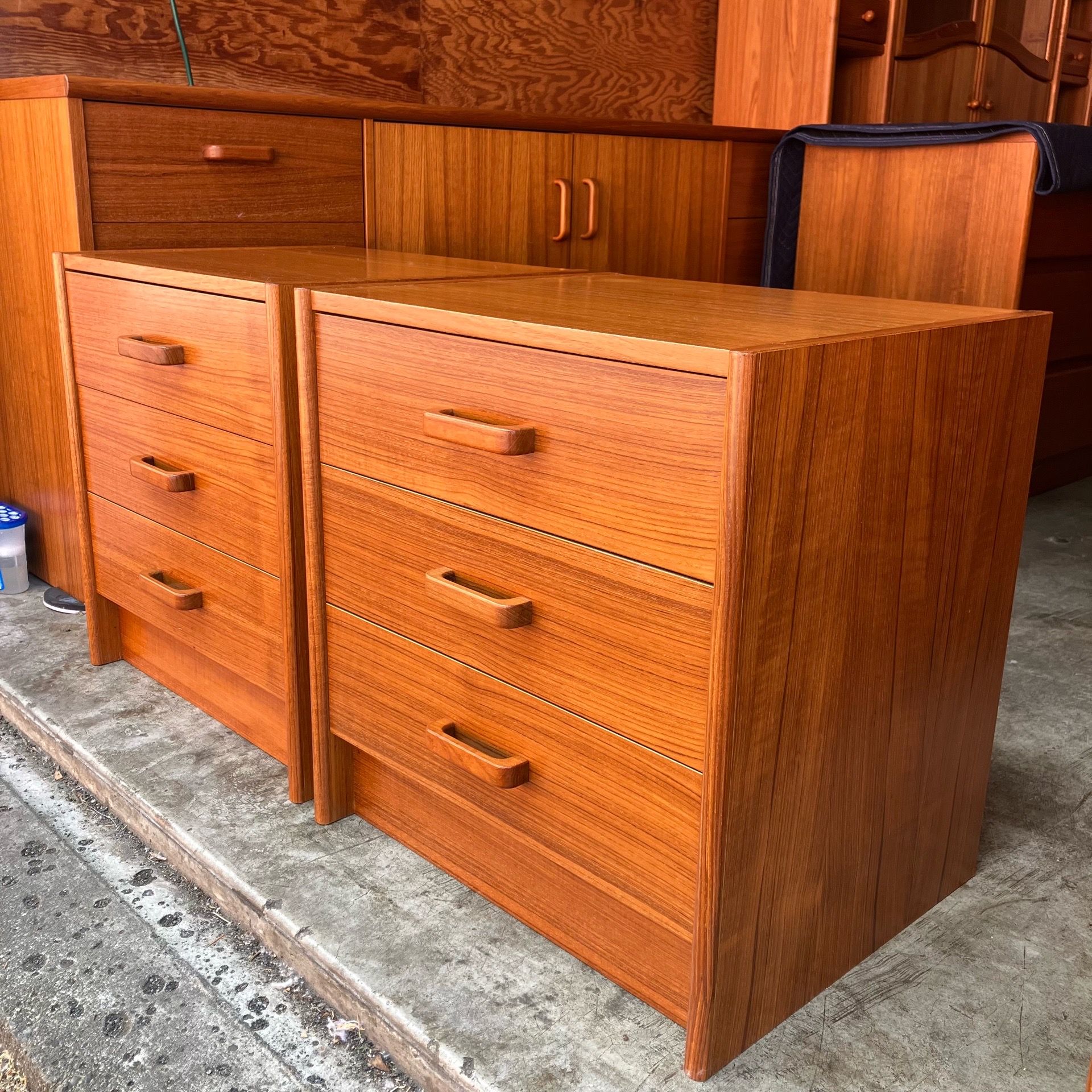Pair of Vintage Danish Mid Century Modern Teak Nightstands