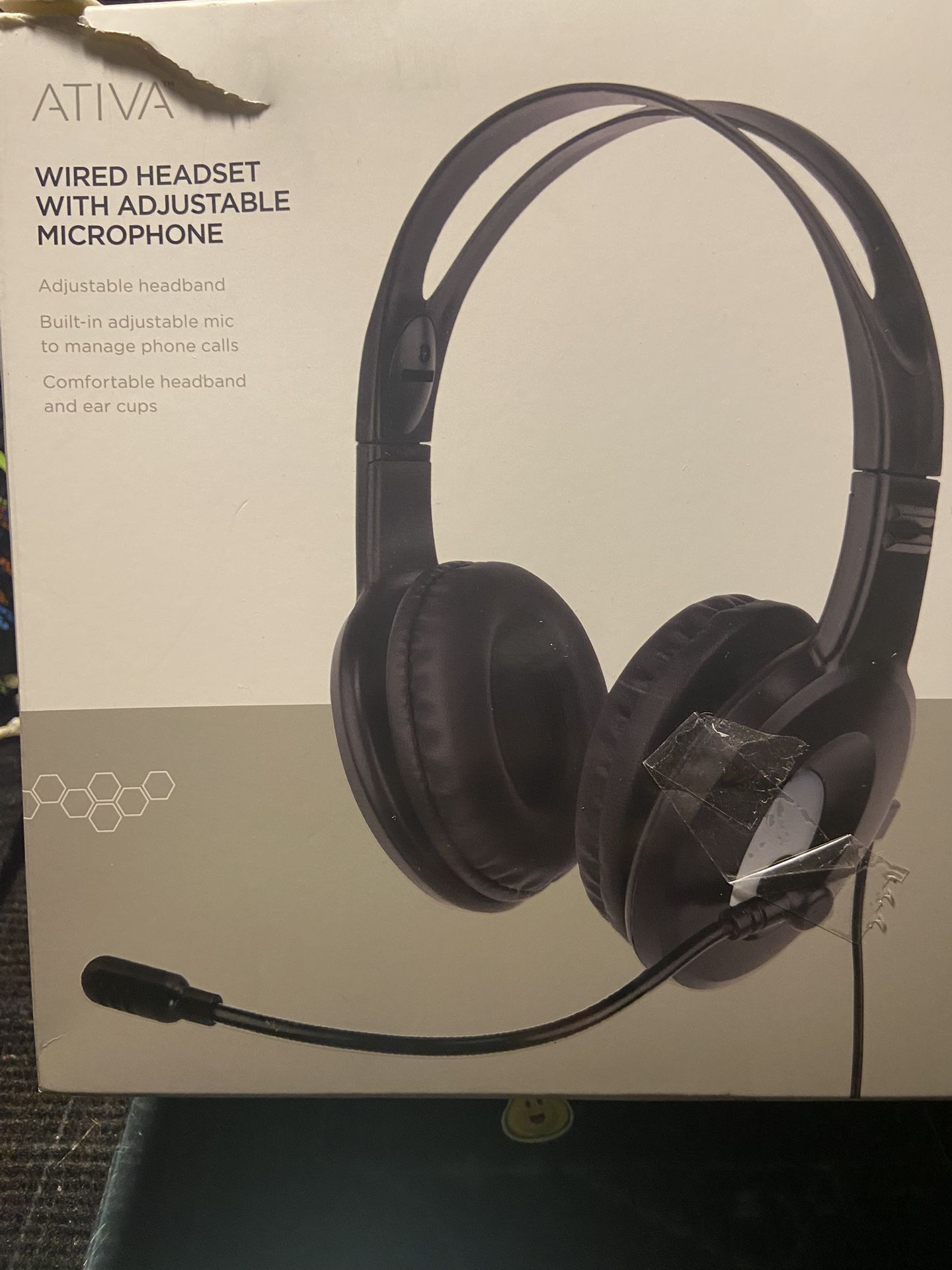 Brand new wired headset with adjustable microphone