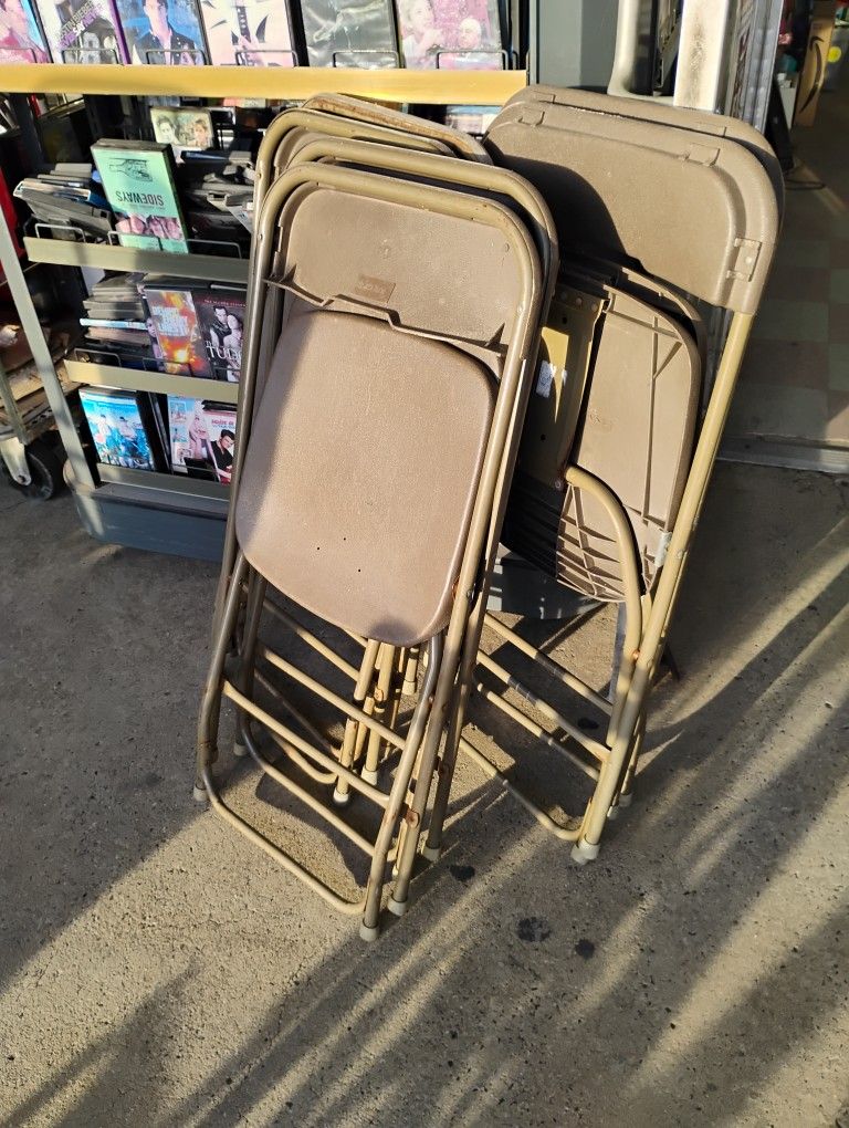 Foldable Chair