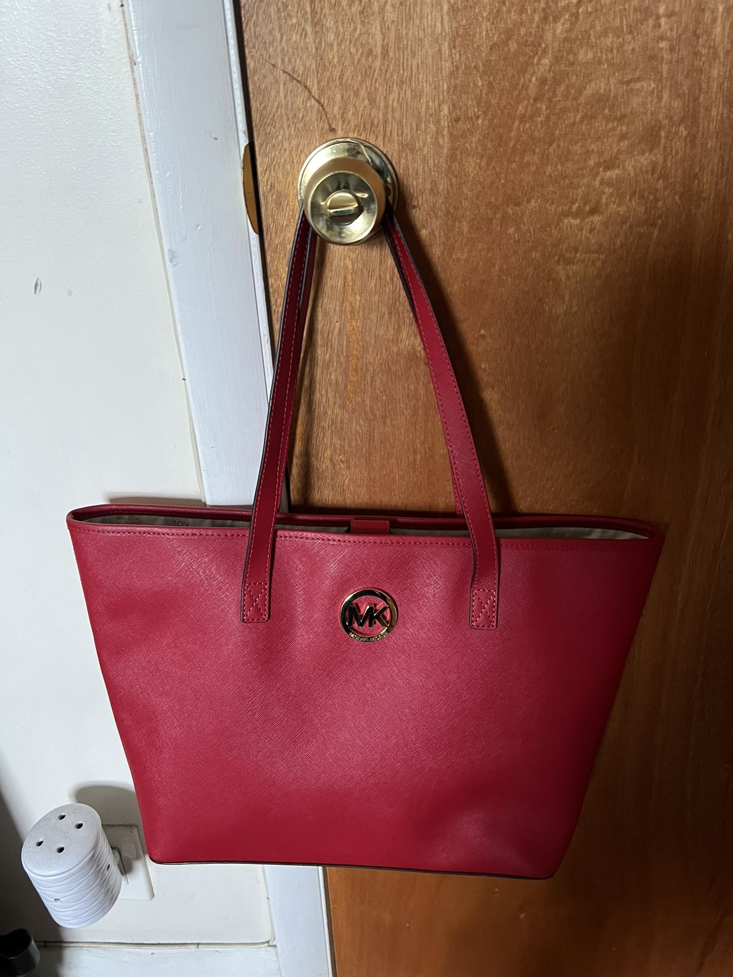 Michael Kors Snap Closure Tote Bags