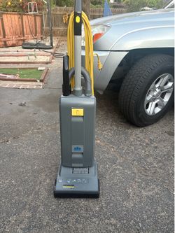 Windsor/ Karcher sensor xp commercial vacuum