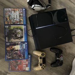 PS4 1TB Bundle