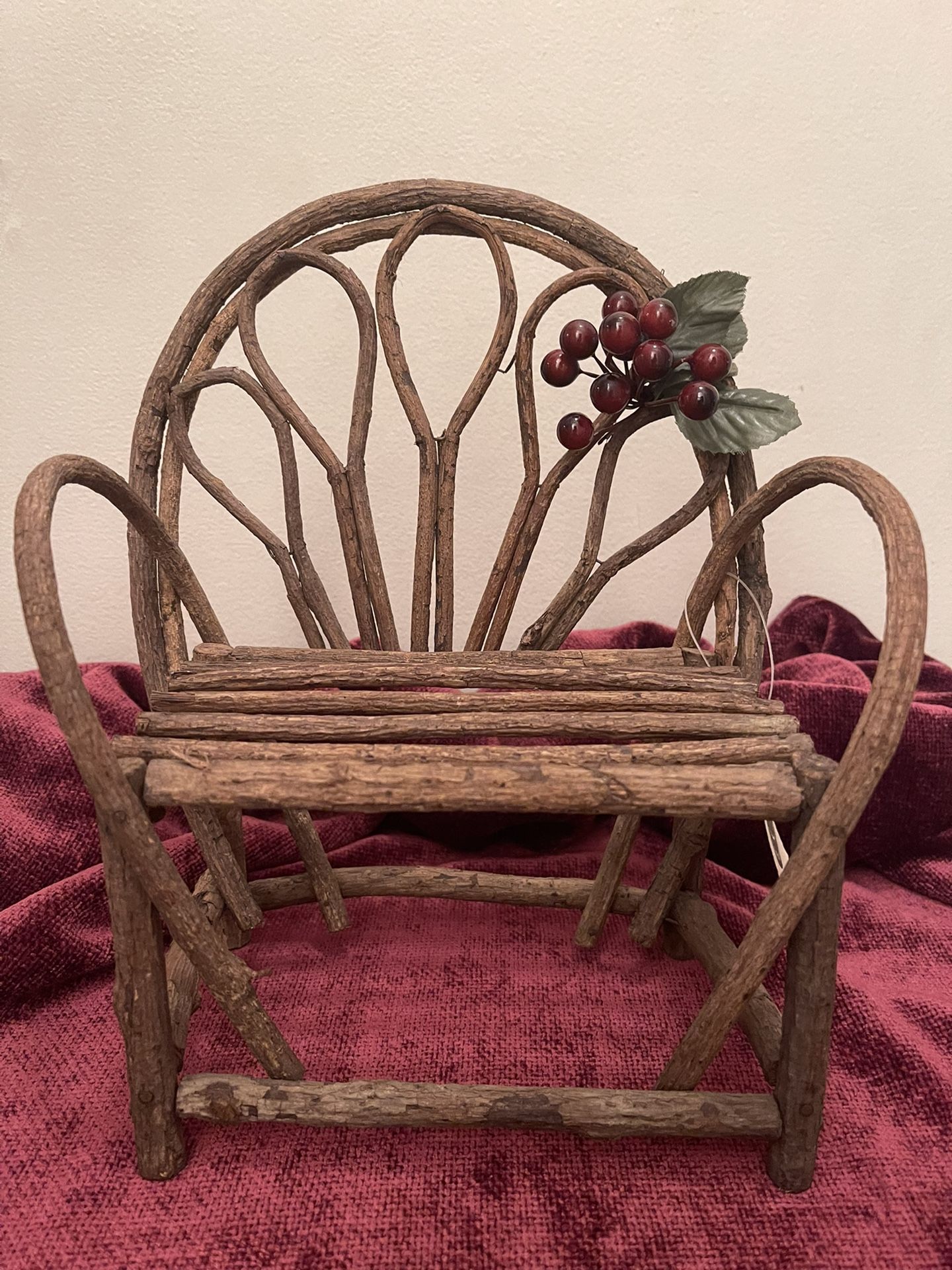 Boyd’s Bear Grapevine Bench