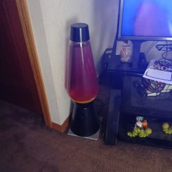 Three foot lava lamp for shell