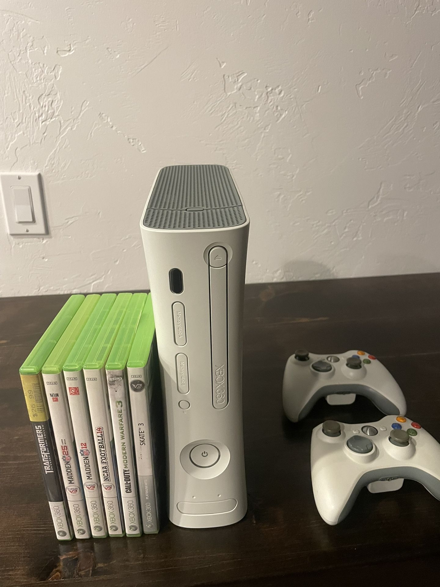Xbox 360 with Remotes