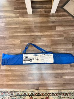 TailBrella 9FT Blue Hitch-Mounted Umbrella – Used Twice