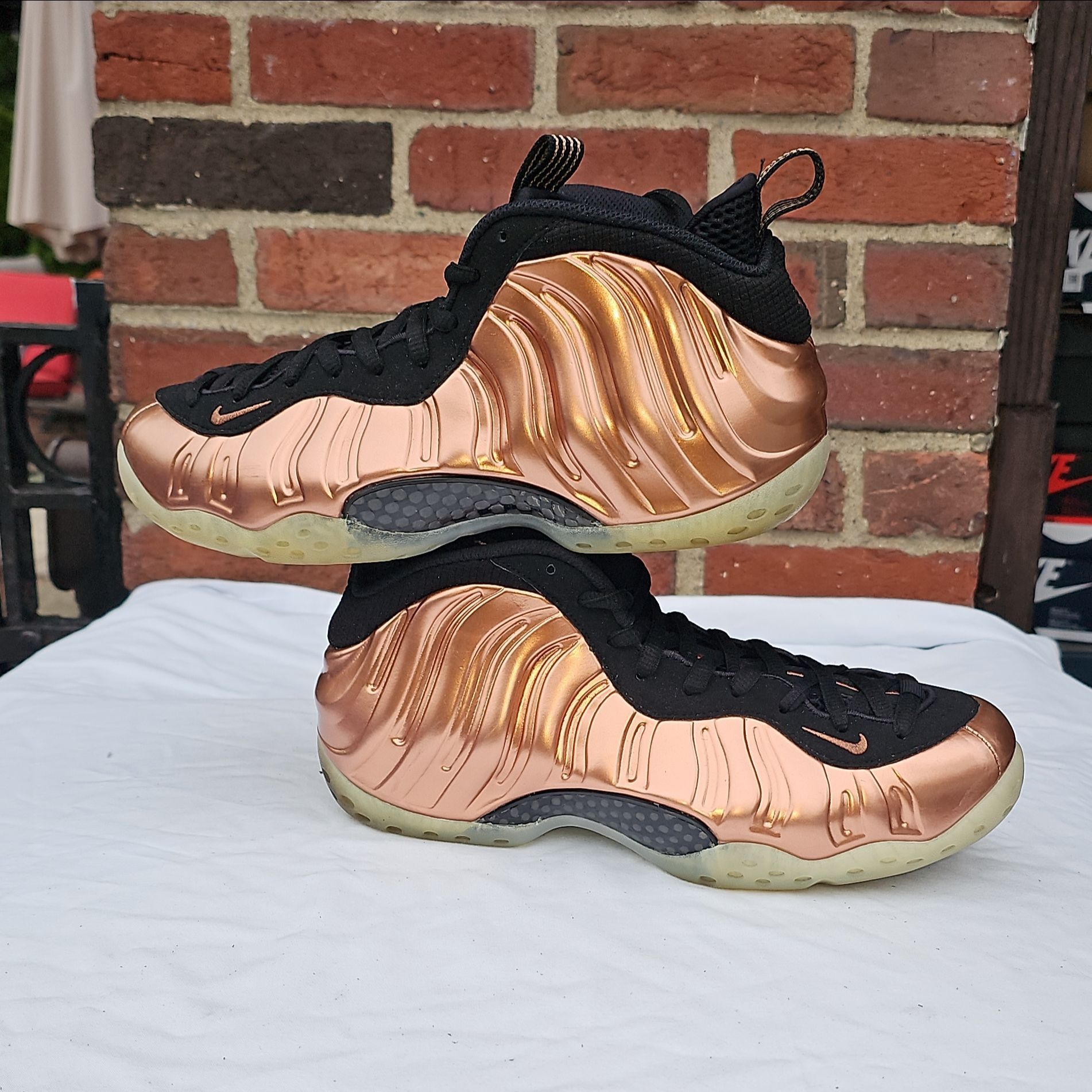 Nike Air Foamposite One Black/Metallic Copper 2024 High Top Lace-Up FZ9902-001, size 8M