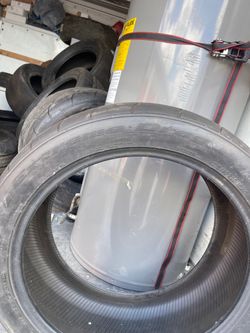 Nitto NT555R 275/40R20 102V Tire