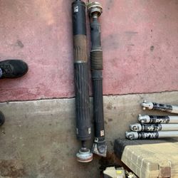 JLU Rubicon 2.5 Inch Lift . All Included Fox Shocks, Drive Lines, Upper And Lower Control Arms, Sway Bar Links