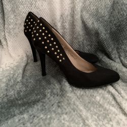 Black Studded Pumps