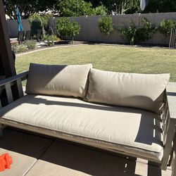 Swing Outdoor Daybed Couch With Cushions 