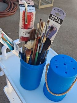 Paint brushes
