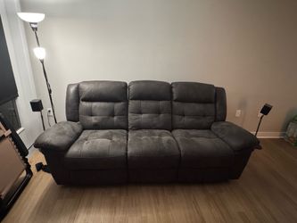 Reclining couch / sofa