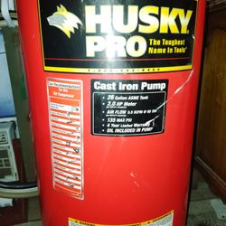 Husky Pro 26 GL Vertical Compressor  With 2 15 Ft Hoses