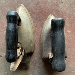 2 Vintage Metal Irons