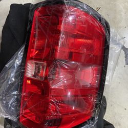 Chevy Silverado Taillight Assembly 