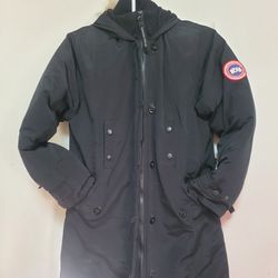 Canada Goose Black Multipockets Fur Down Cargo Hooded Jacket Size 2XL(20-22) 


