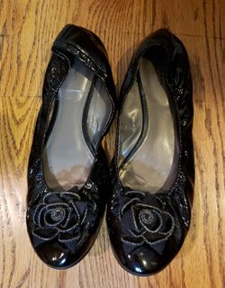 Womens flats/shoes