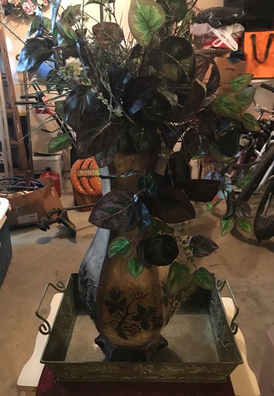 Flower /vase