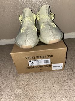 Yeezys V2 (butter)