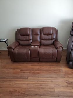 LIVING ROOM SET (NEW)