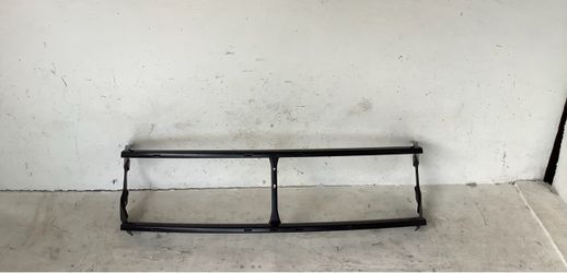 2021-2024 Chevy Tahoe/ Suburban front retainer (15)