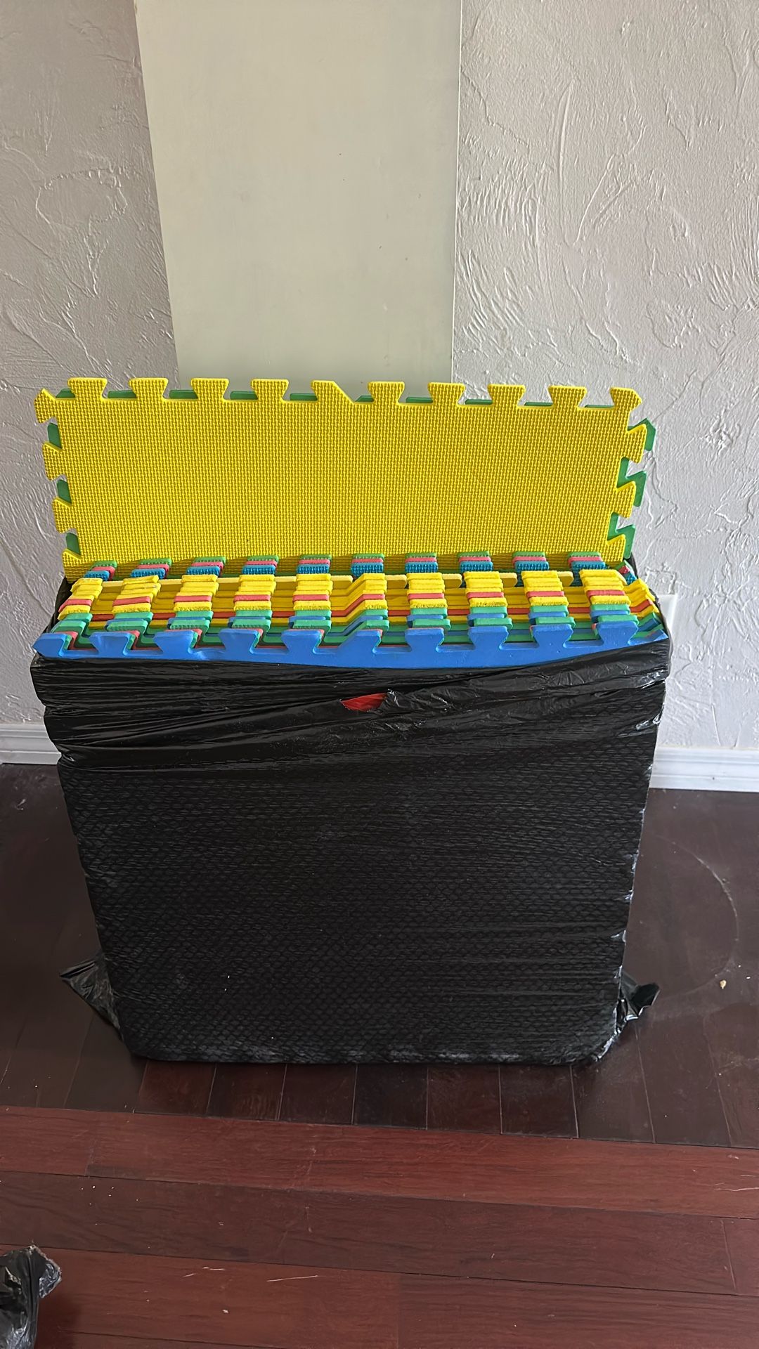28 Peices Fo $50
