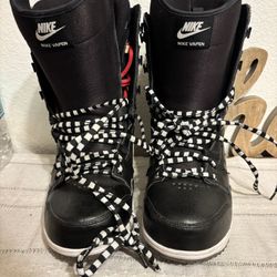 Size 11 Men Snow Boots 