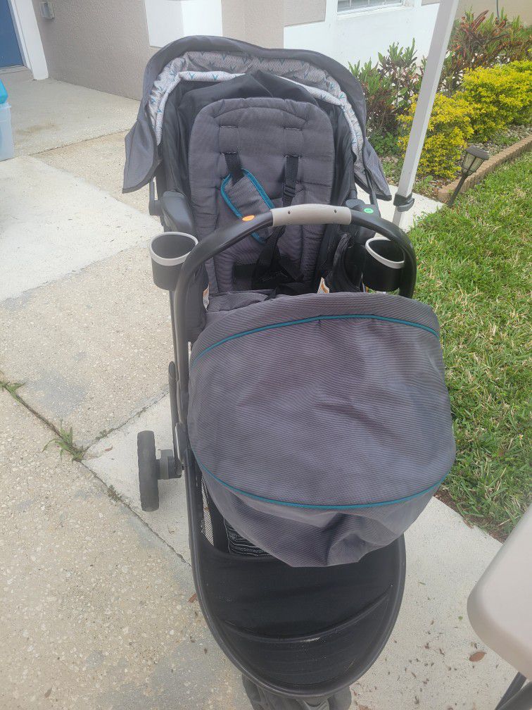 The Graco Modes  SE Travel System is 3 strollers in 1,