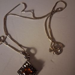 New Sterling Silver Necklace With Garnet Pendant  18 In