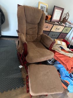 Rocking chair with foot rest