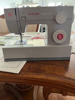 Singer Heavy Duty 4423 Sewing Machine