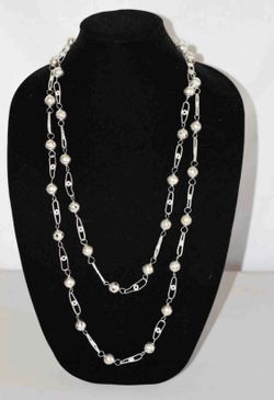 Vintage Artisan Made Silver Beaded Necklace