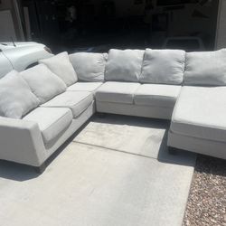 Sectional Couch 