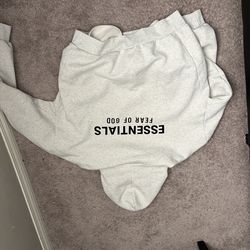 Medium essential hoodie