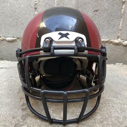 Xenith X2E Youth Football Helmet In Solid Condition Size Youth Large . All around in nice condition 