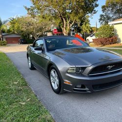 2014 Ford Mustang 