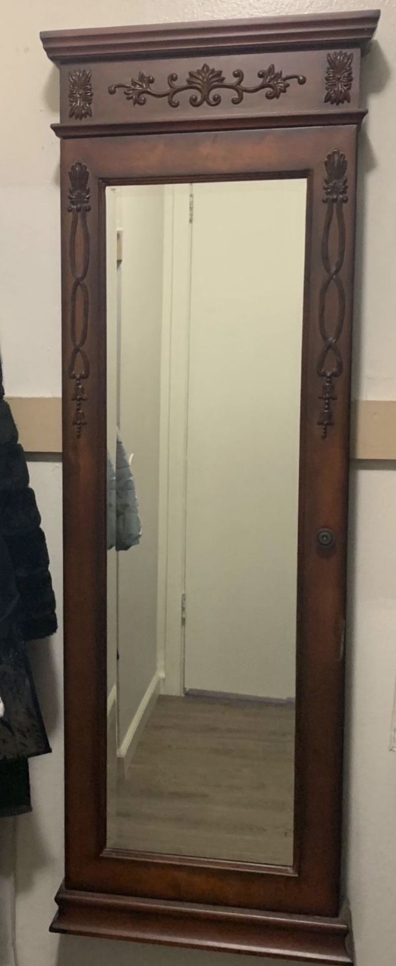 Mirror Jewelry Organizer