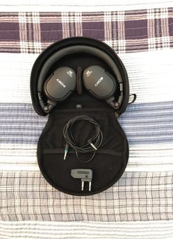 Sony MDR-200 Headphones