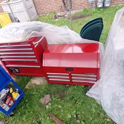 Huge Tool Box Moving Out Of State