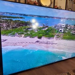 70" Sony smart tv 4k Google Android great quality pics great condition no legs it was mounted has re