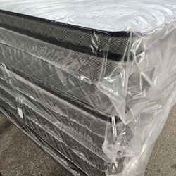  !! BRAND NEW  !! KING SET $299