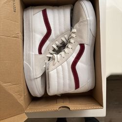 Vans Hi-top Sneaker NIB