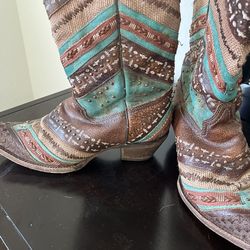 Western Corral Boots Women’s 8